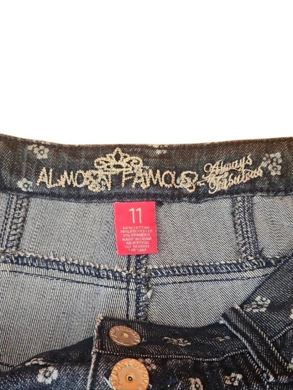 Almost Famous Women's Dark Blue Floral Print Denim Shorts Y2K Indie Juniors 11